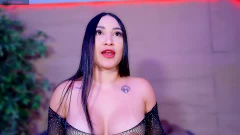 reiinachloe online show from 8, 5, 2026