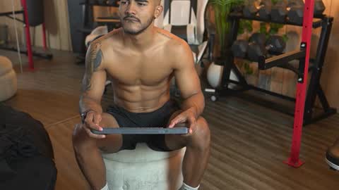 Snapshot of reik_von chatting on 16, 1, 2026 Reik online show from 16, 1, 2026