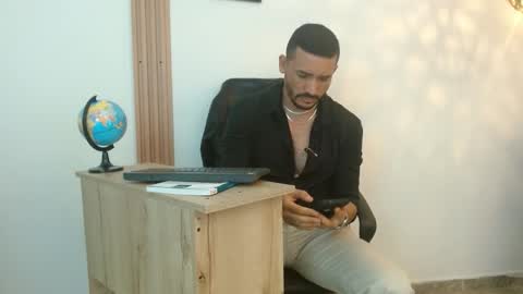 Snapshot of reiko_85_ chatting on 28, 9, 2025   REIKO  online show from 28, 9, 2025
