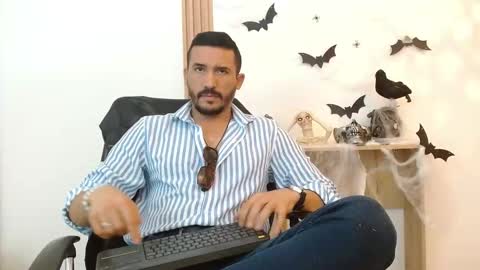 Snapshot of reiko_85_ chatting on 7, 10, 2025   REIKO  online show from 7, 10, 2025
