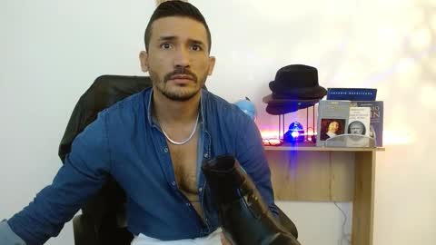   REIKO  online show from 14, 11, 2025