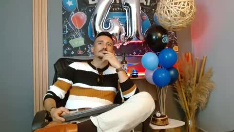 Snapshot of reiko_85_ chatting on 18, 4, 2026 REIKO online show from 18, 4, 2026