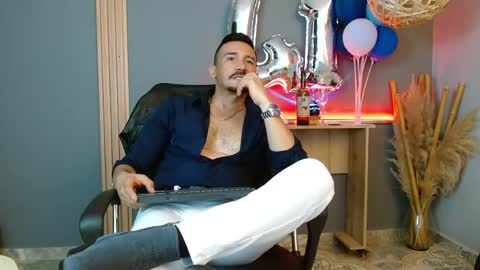 Snapshot of reiko_85_ chatting on 23, 4, 2026 REIKO online show from 23, 4, 2026