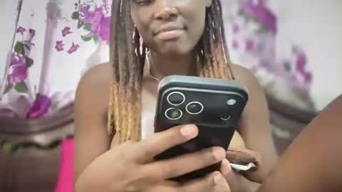 reina77xo online show from 10, 2, 2026