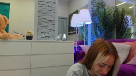 reina cummings online show from 17, 5, 2026