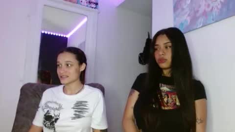 Snapshot of reina_reina chatting on 28, 3, 2026 reina_reina online show from 28, 3, 2026