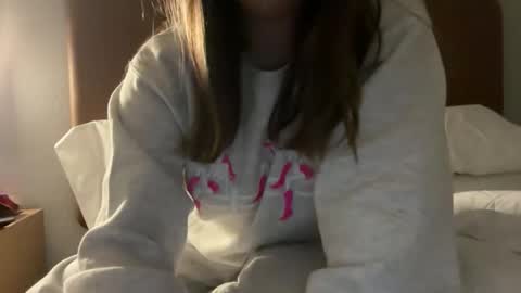 reinaboytoy online show from 24, 3, 2026