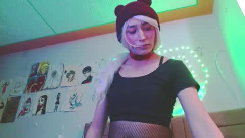 Snapshot of reiv_femboy chatting on 24, 3, 2026 reiv_femboy online show from 24, 3, 2026