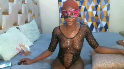 remmyqueen online show from 9, 5, 2026