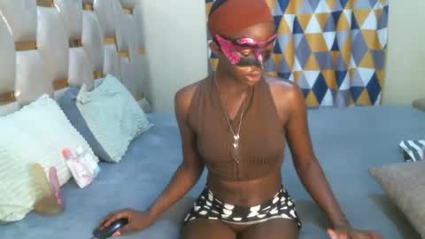 remmyqueen online show from 11, 5, 2026