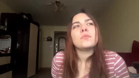 Lily online show from 3, 2, 2026