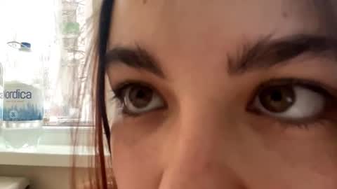 Lily online show from 7, 2, 2026