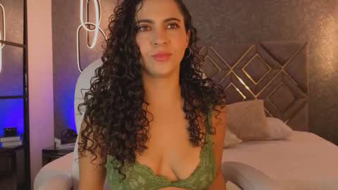 Renata 3 online show from 1, 12, 2025