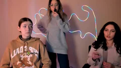 Youre Renata online show from 22, 10, 2025