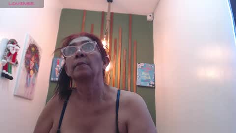 Snapshot of renata_milf_ chatting on 9, 12, 2024 renata_milf_ online show from 9, 12, 2024