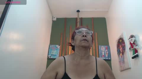 Snapshot of renata_milf_ chatting on 23, 12, 2024 renata_milf_ online show from 23, 12, 2024