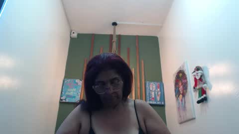 Snapshot of renata_milf_ chatting on 27, 12, 2024 renata_milf_ online show from 27, 12, 2024
