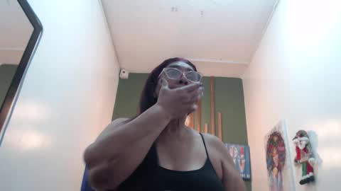 Snapshot of renata_milf_ chatting on 3, 1, 2025 renata_milf_ online show from 3, 1, 2025