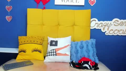 Snapshot of renata_milf_ chatting on 18, 2, 2025 renata_milf_ online show from 18, 2, 2025