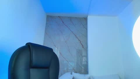 Snapshot of renata_reyes11 chatting on 6, 3, 2025 Renata  online show from 6, 3, 2025