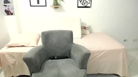 Renata Salinas online show from 7, 2, 2025