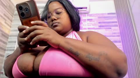 Snapshot of renatafoxter chatting on 31, 3, 2026 nataly online show from 31, 3, 2026