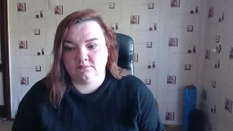 renataoia online show from 25, 4, 2026