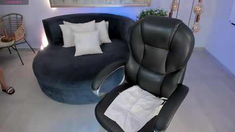 Renata Reyes online show from 15, 5, 2026