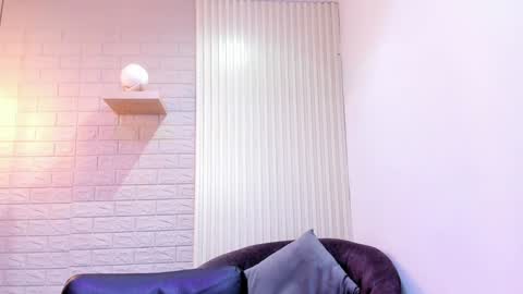 Snapshot of renataruiz_rr chatting on 28, 12, 2024 online show from 28, 12, 2024