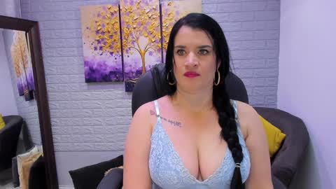 Snapshot of renataruiz_rr chatting on 8, 2, 2025 online show from 8, 2, 2025