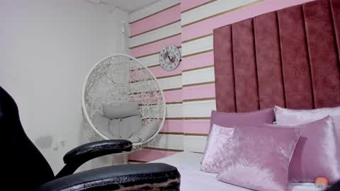 Renata  online show from 13, 1, 2025