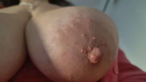 Snapshot of renattabigboobs chatting on 7, 1, 2025 Renatta online show from 7, 1, 2025