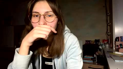 Mia online show from 11, 2, 2026