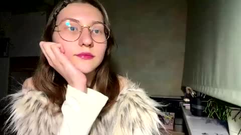Mia online show from 22, 4, 2026