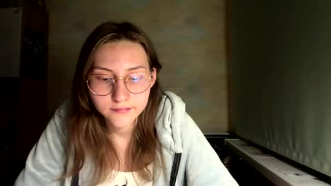 Mia online show from 13, 5, 2026
