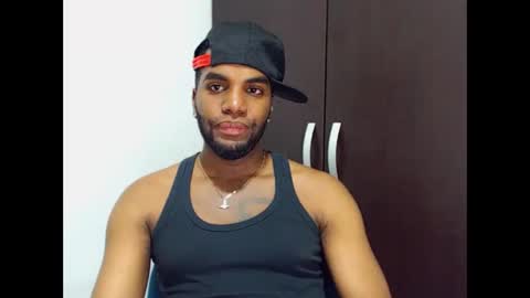 Snapshot of rene_hotman chatting on 28, 10, 2025 Rene online show from 28, 10, 2025