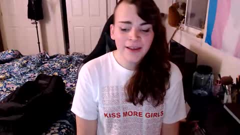 Snapshot of renegaderuby chatting on 8, 11, 2025 Renegade Ruby online show from 8, 11, 2025