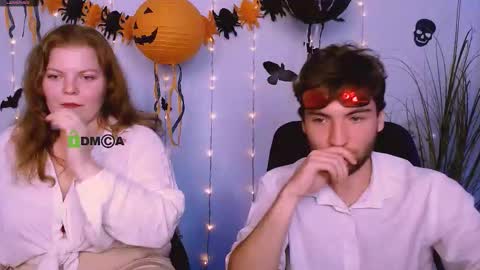 Snapshot of renesmee_sunset chatting on 29, 10, 2025 Sweet Renesmee online show from 29, 10, 2025