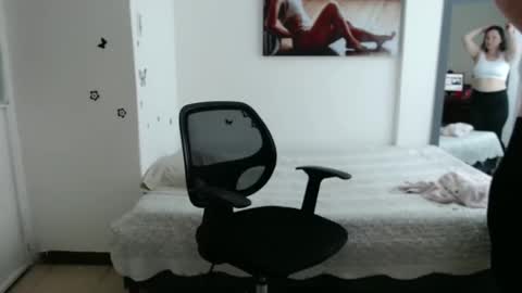 Snapshot of renesmee_tanner chatting on 26, 1, 2025 renesmee tanner online show from 26, 1, 2025