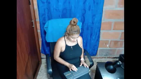 Rennata online show from 18, 1, 2025