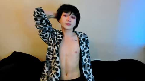 Snapshot of rennuts chatting on 21, 12, 2024 rennuts online show from 21, 12, 2024