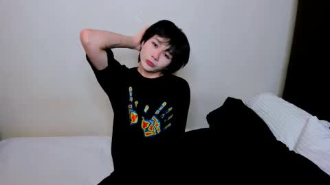 Snapshot of rennuts chatting on 23, 12, 2024 rennuts online show from 23, 12, 2024