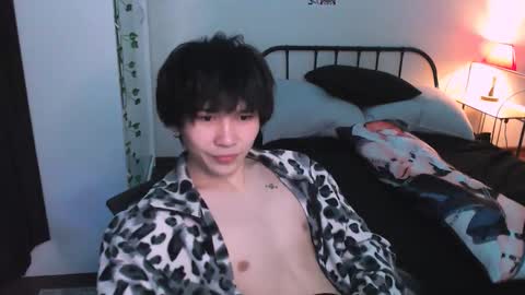 Snapshot of rennuts chatting on 11, 10, 2025 rennuts online show from 11, 10, 2025