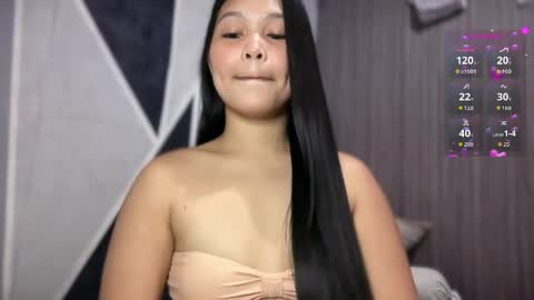 HAZEL online show from 15, 5, 2026