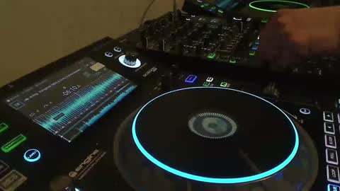 Snapshot of reticuli chatting on 7, 1, 2025 GearPorn online show from 7, 1, 2025