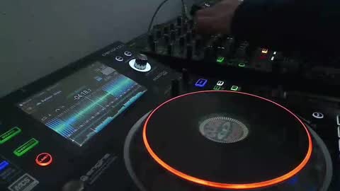 Snapshot of reticuli chatting on 16, 2, 2025 GearPorn online show from 16, 2, 2025