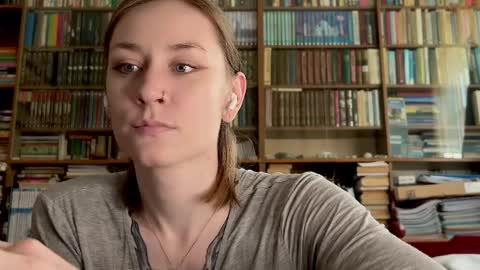 Rie online show from 4, 4, 2026