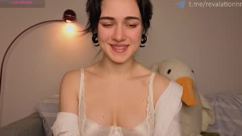 Ewiwi online show from 4, 12, 2025