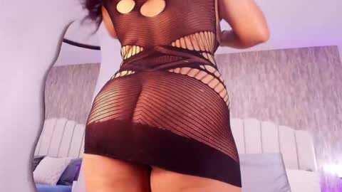 Snapshot of reven_lilith chatting on 14, 11, 2025 REVEN online show from 14, 11, 2025