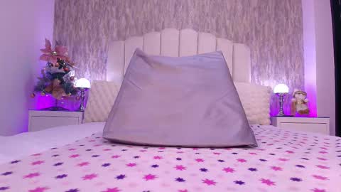 Snapshot of reven_lilith chatting on 16, 12, 2025 REVEN online show from 16, 12, 2025